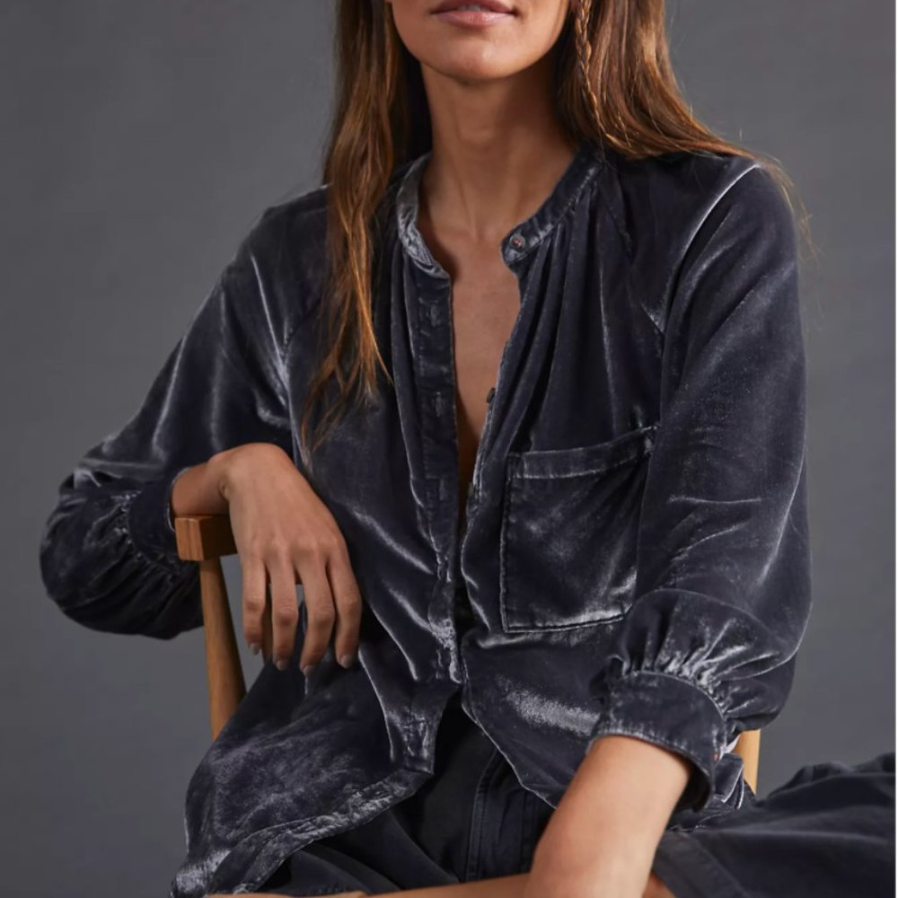 Anthropologie Pilcro Puff-Sleeved Velvet Buttondown in XS